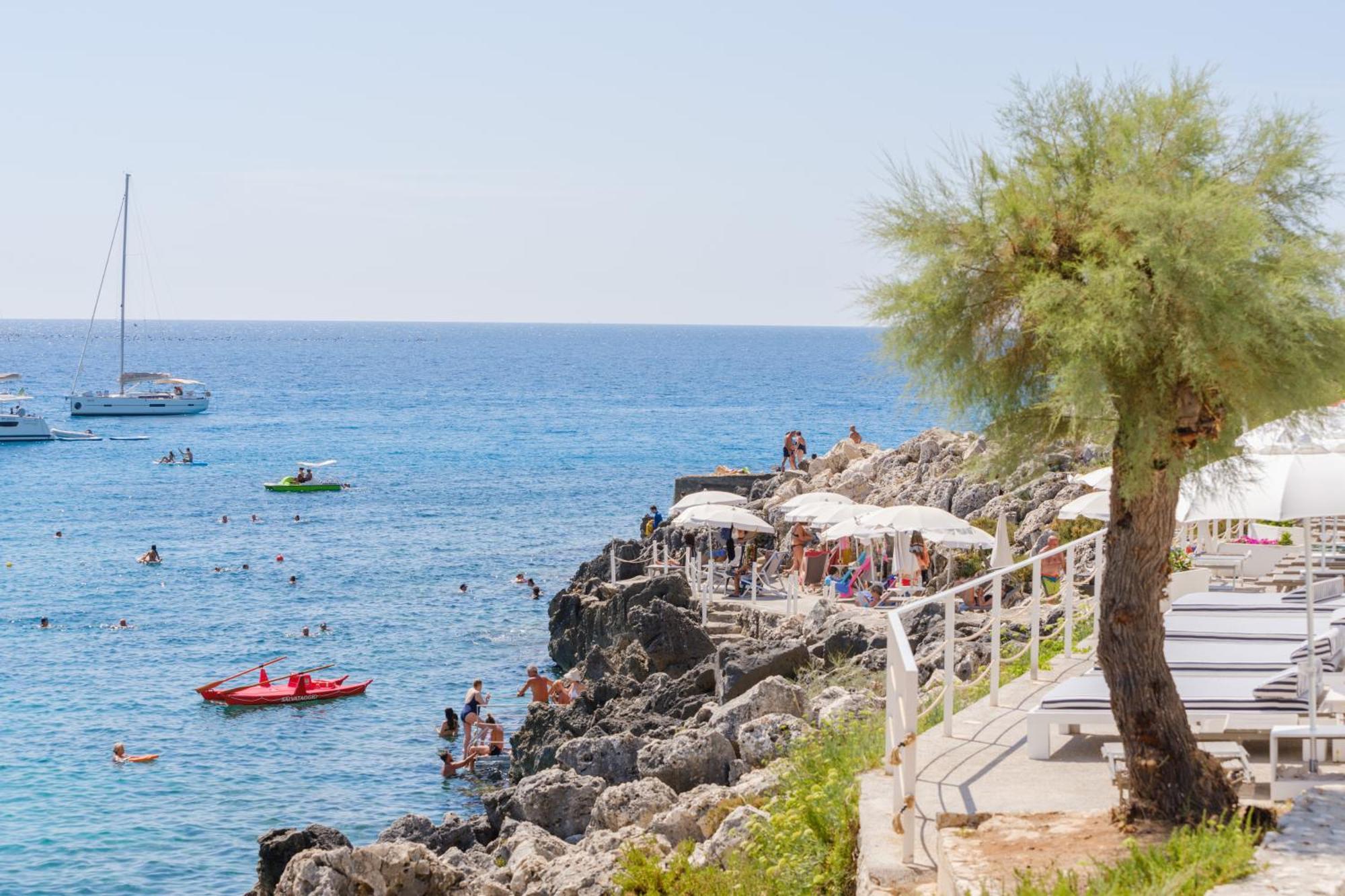 Hotel La Roccia Castro  Dış mekan fotoğraf